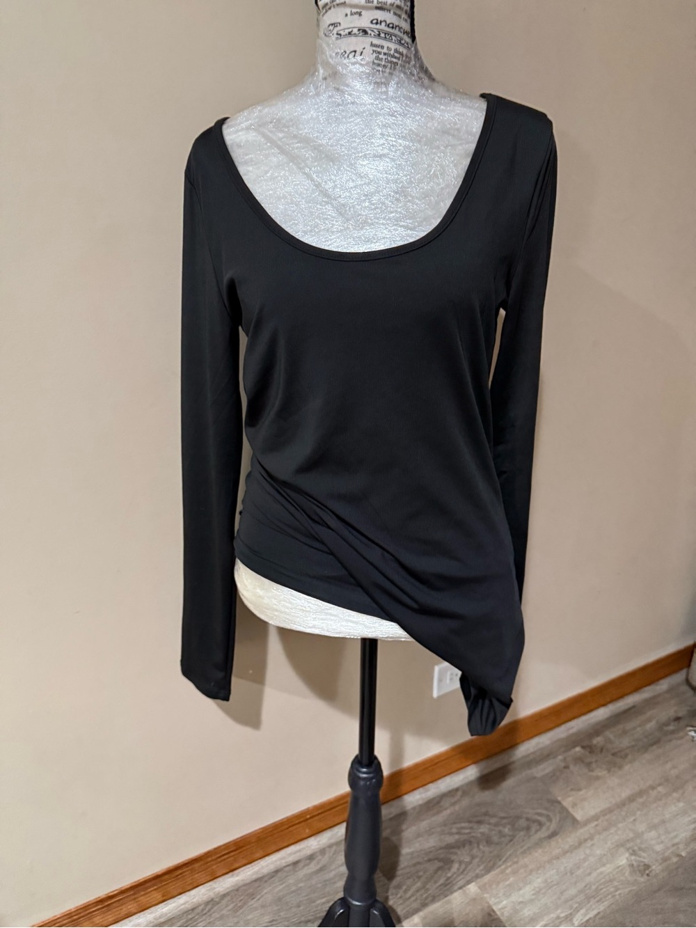 SHEIN Black Scoop Neck Long Sleeve Top